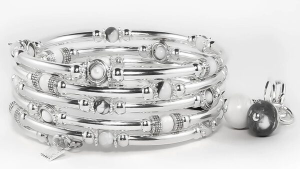 Serpentine Bracelet Howlite