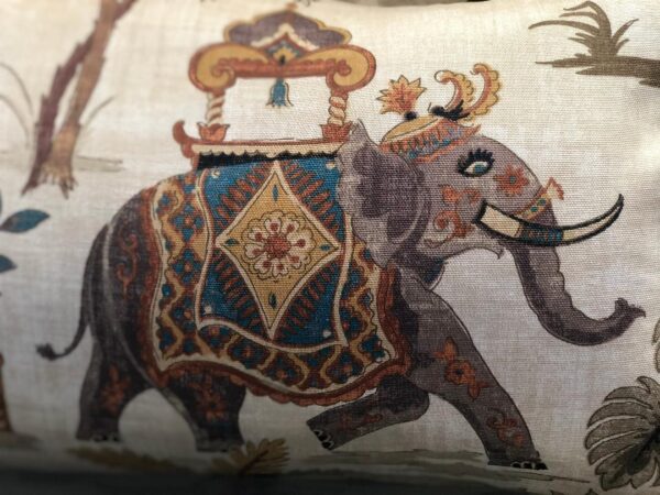 Elephant Pillow Beige and Brown - Exclusive - Image 2